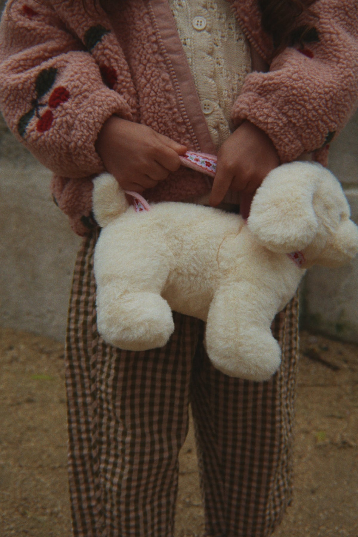 Puppy Purse in Off White