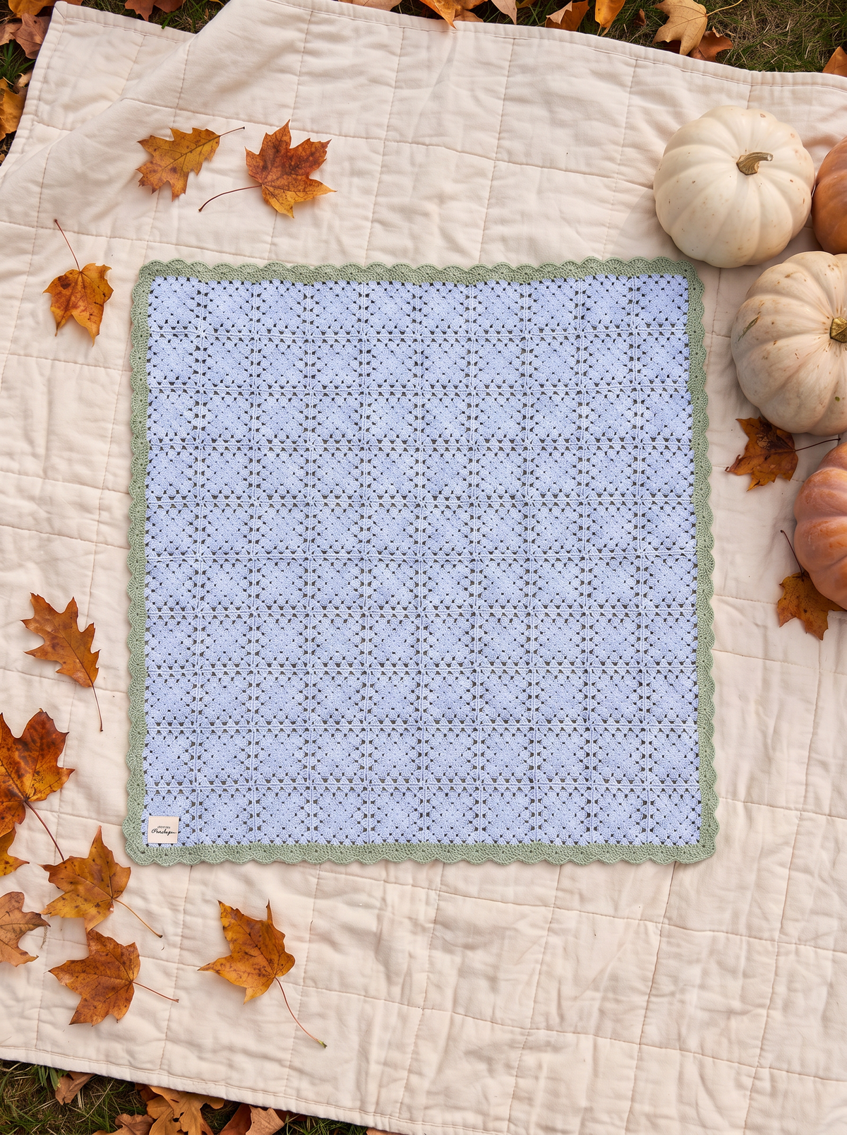 Bluebell Garden – Blue Crochet Baby Blanket