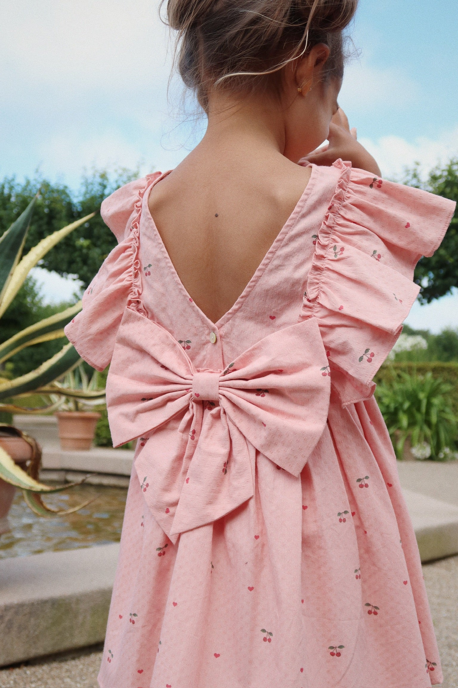 Evia Frill in Cherry Coeur