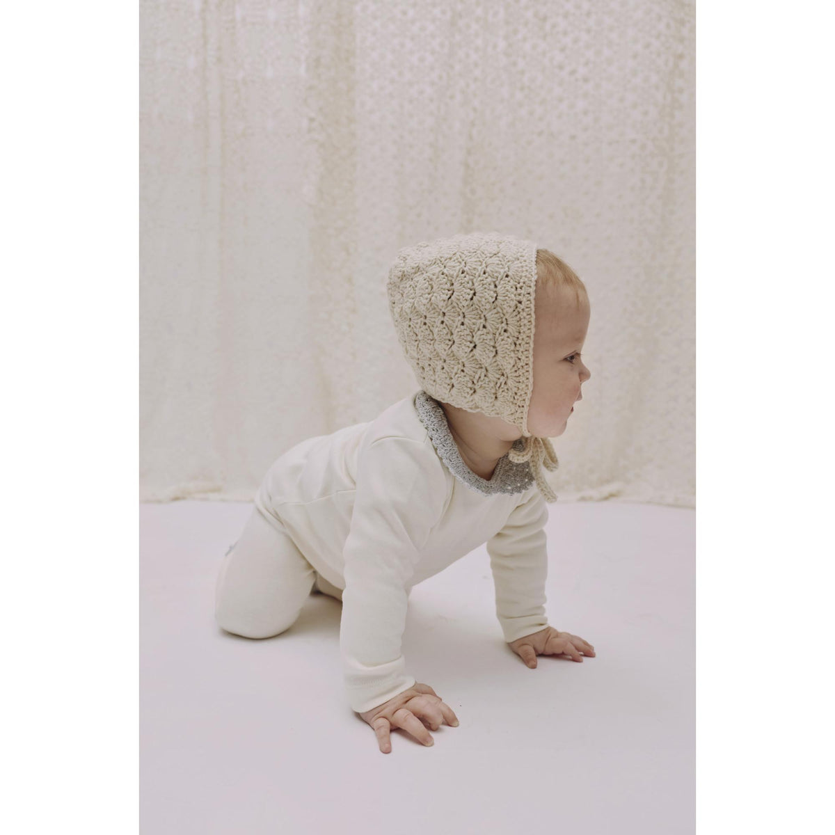 YAARN Nola Crochet-Collar Top & Billy Leggings Set