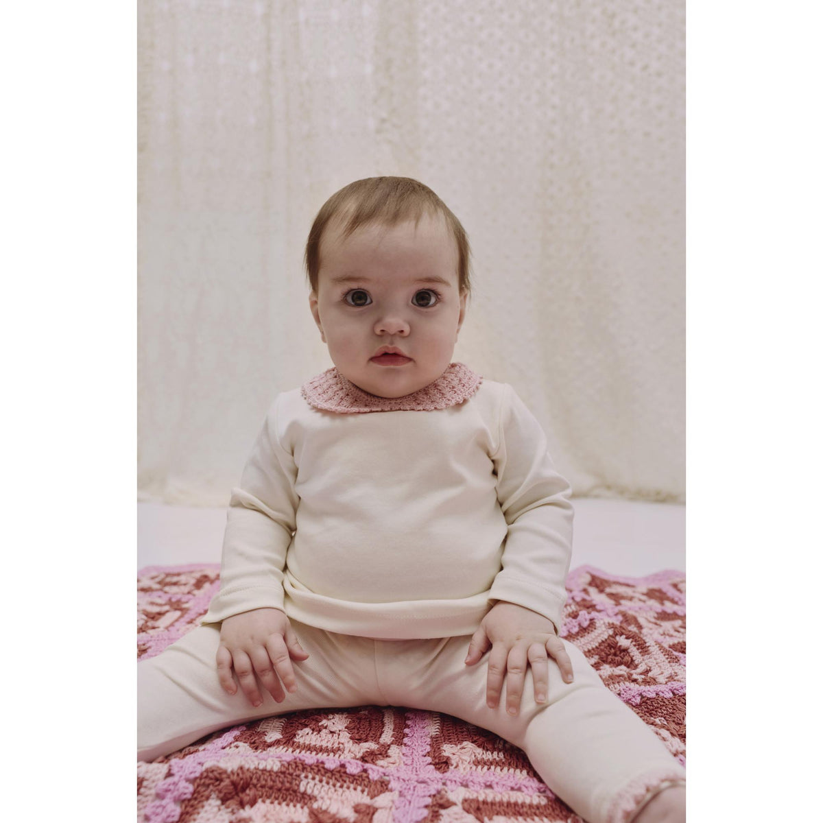 YAARN Nola Crochet-Collar Top & Billy Leggings Set